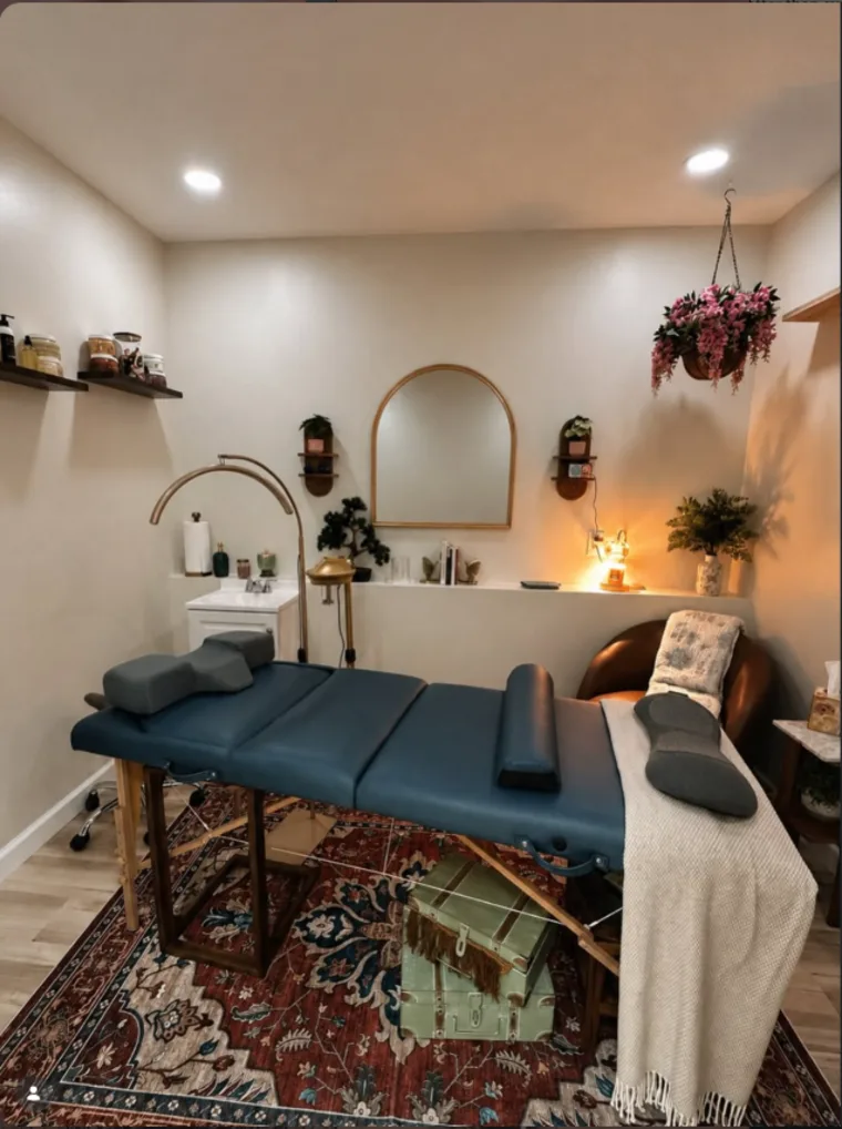 Inside the private Lash + Lush studio in Hobe Sound, Florida